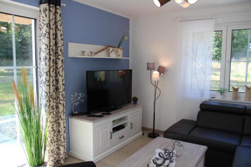 Wohnbereich mit Flachbildschirm